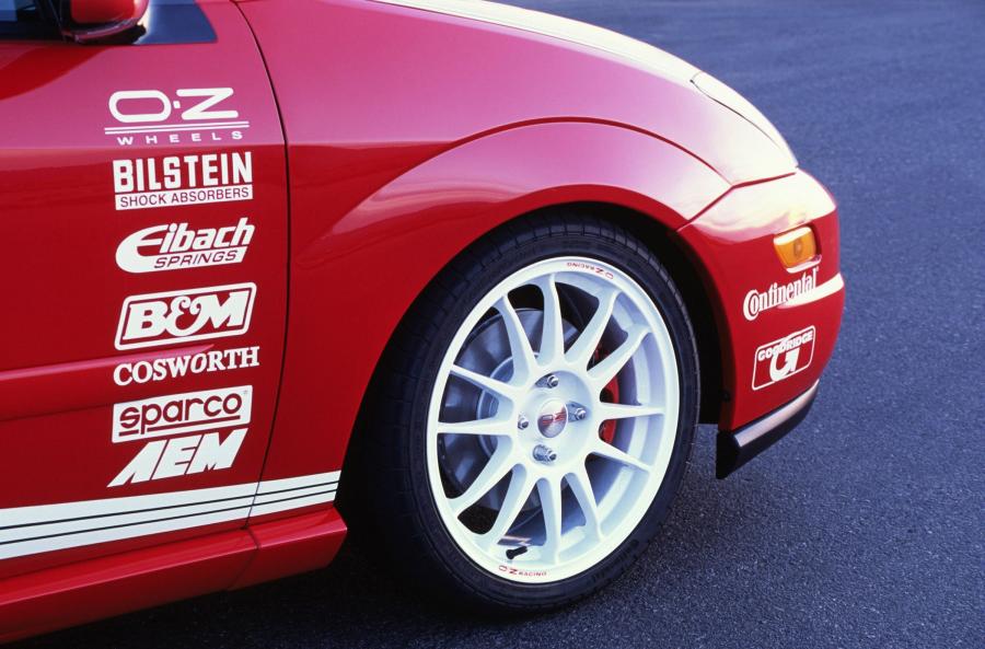  Ford Focus SVT 2003 года  (фото 6 из 7)